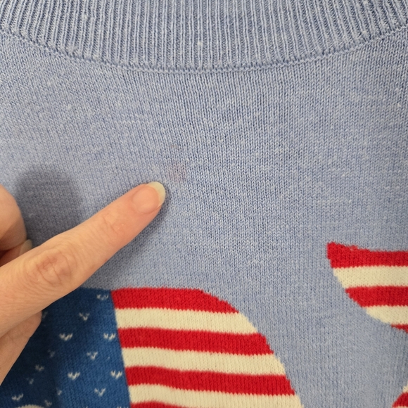 Vineyard Vines Flag Whale‎ Crewneck Sweater American Preppy Nautical Cozy Size M - Picture 6 of 9